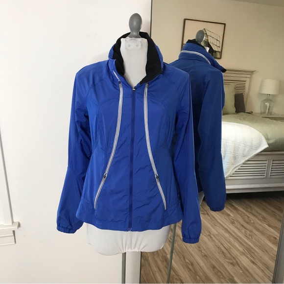 lululemon athletica Jackets & Blazers - Lululemon Run Record Breaker Jacket in Blue Size 6 Lightweight Coat